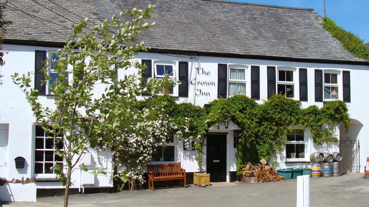 The Crown Inn West Down Extérieur photo